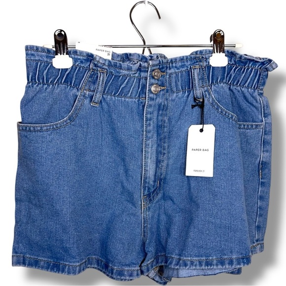 NEW Size 31 Waist Forever 21 Blue Denim Paperbag Shorts Elastic Waist Relaxed - Picture 1 of 14